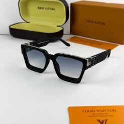 Louis_vuitton blue shaded 65N