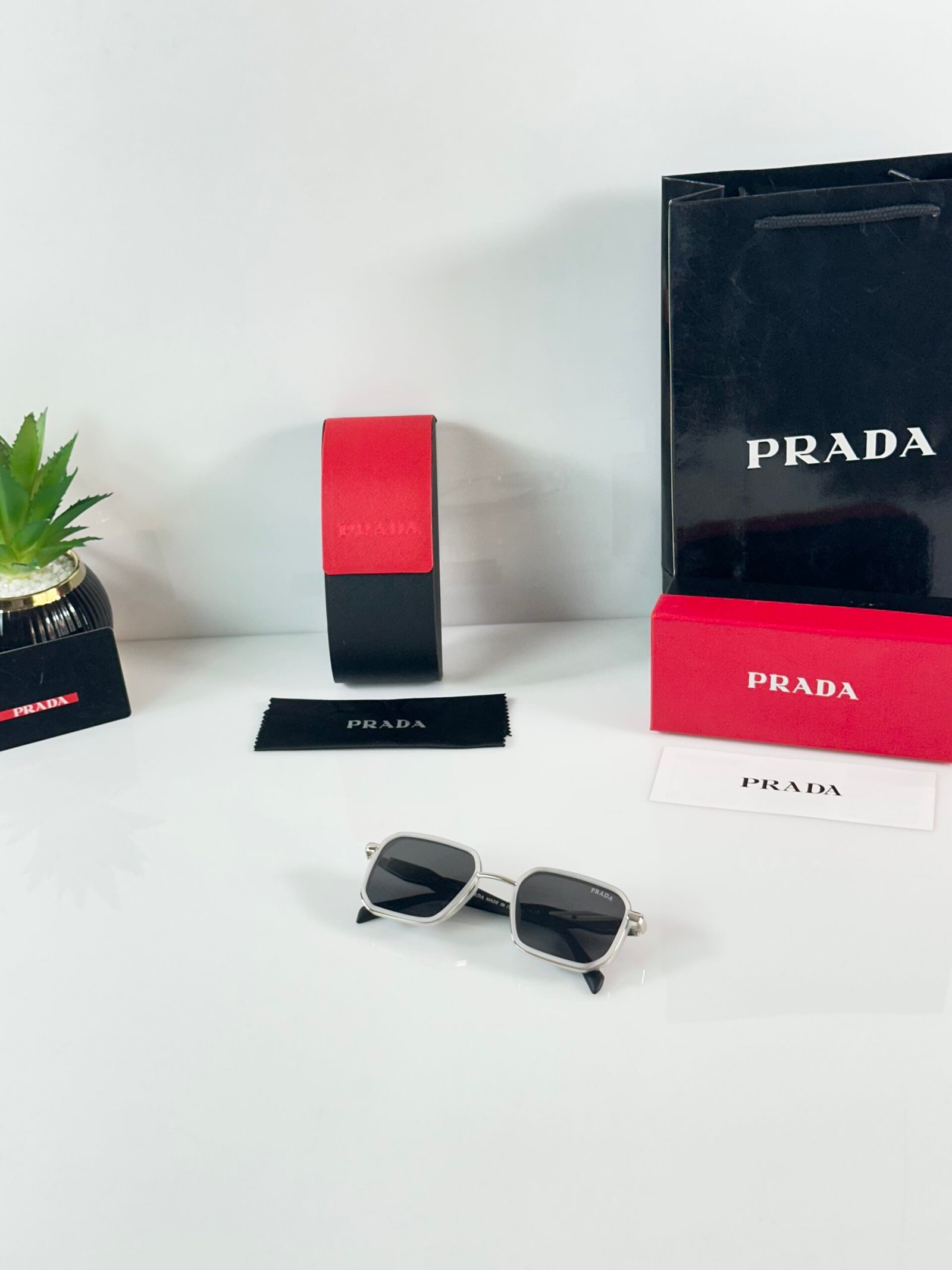 Prada_792_Ice_Black - Image 4