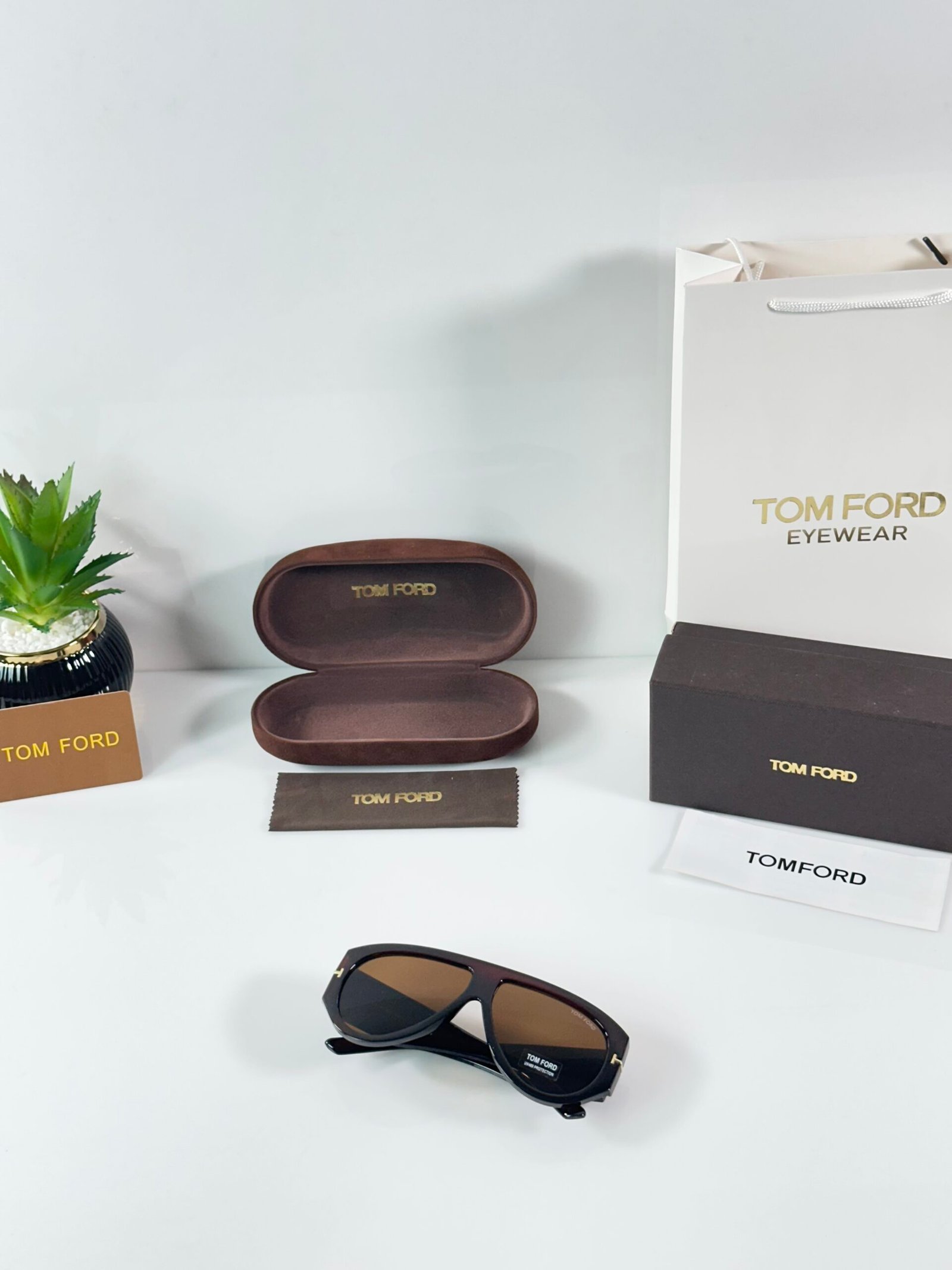 Tomford 9577 Brown - Image 4