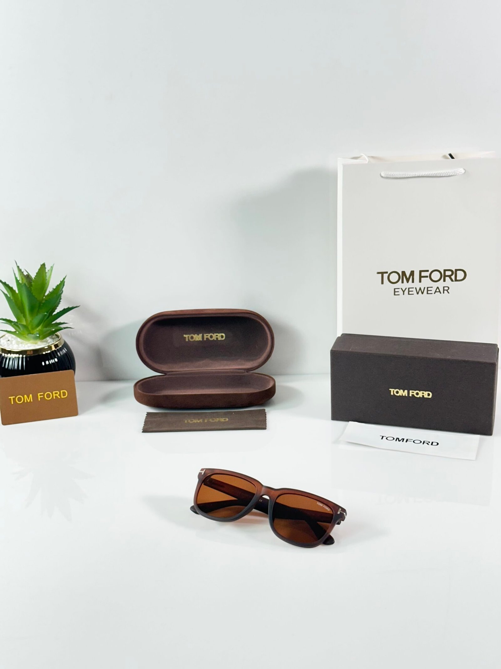 Tomford 0775 Brown - Image 4