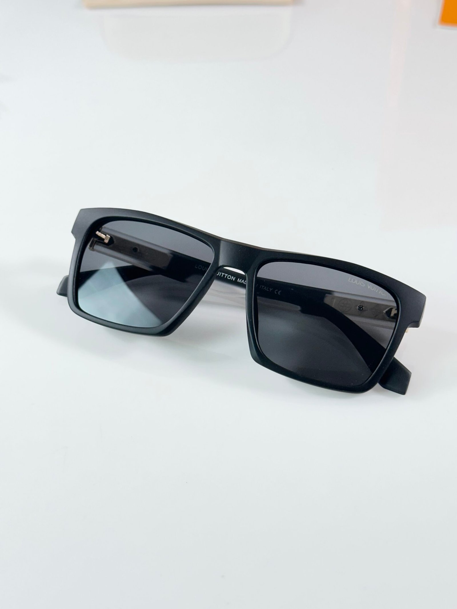 Louis_Vuitton_2191_Mate_Black - Image 3