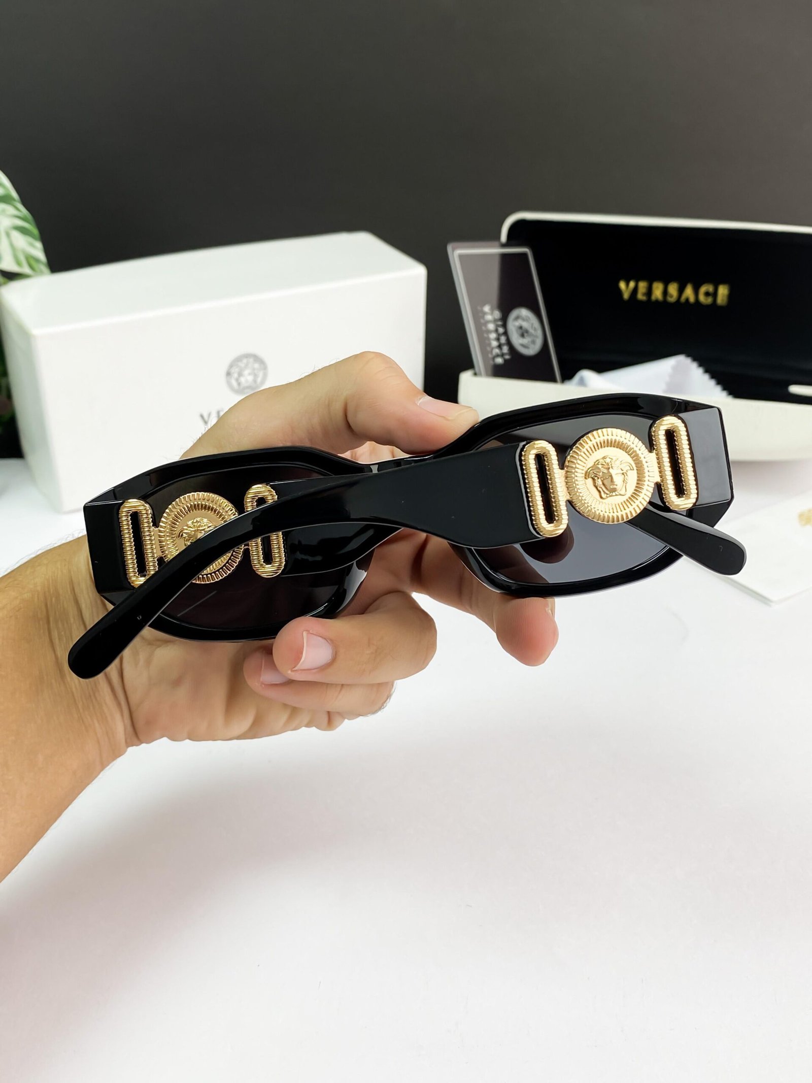 VERSACE GOLD BLACK 4361 - Image 4