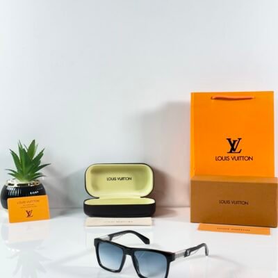 Louis_Vuitton_2191_Black_Blue