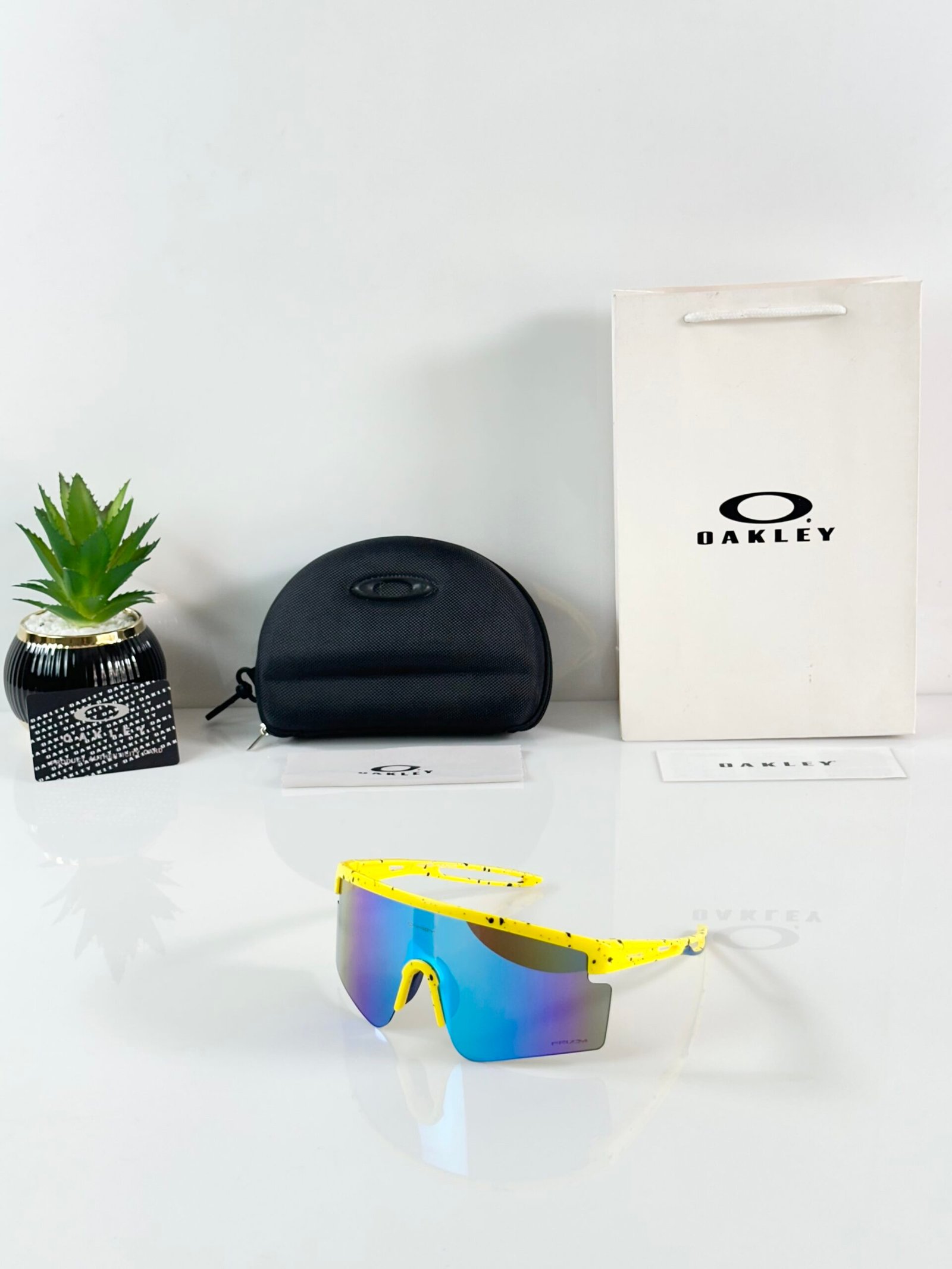 Oakley_2306_Yellow_Blue_Aqua