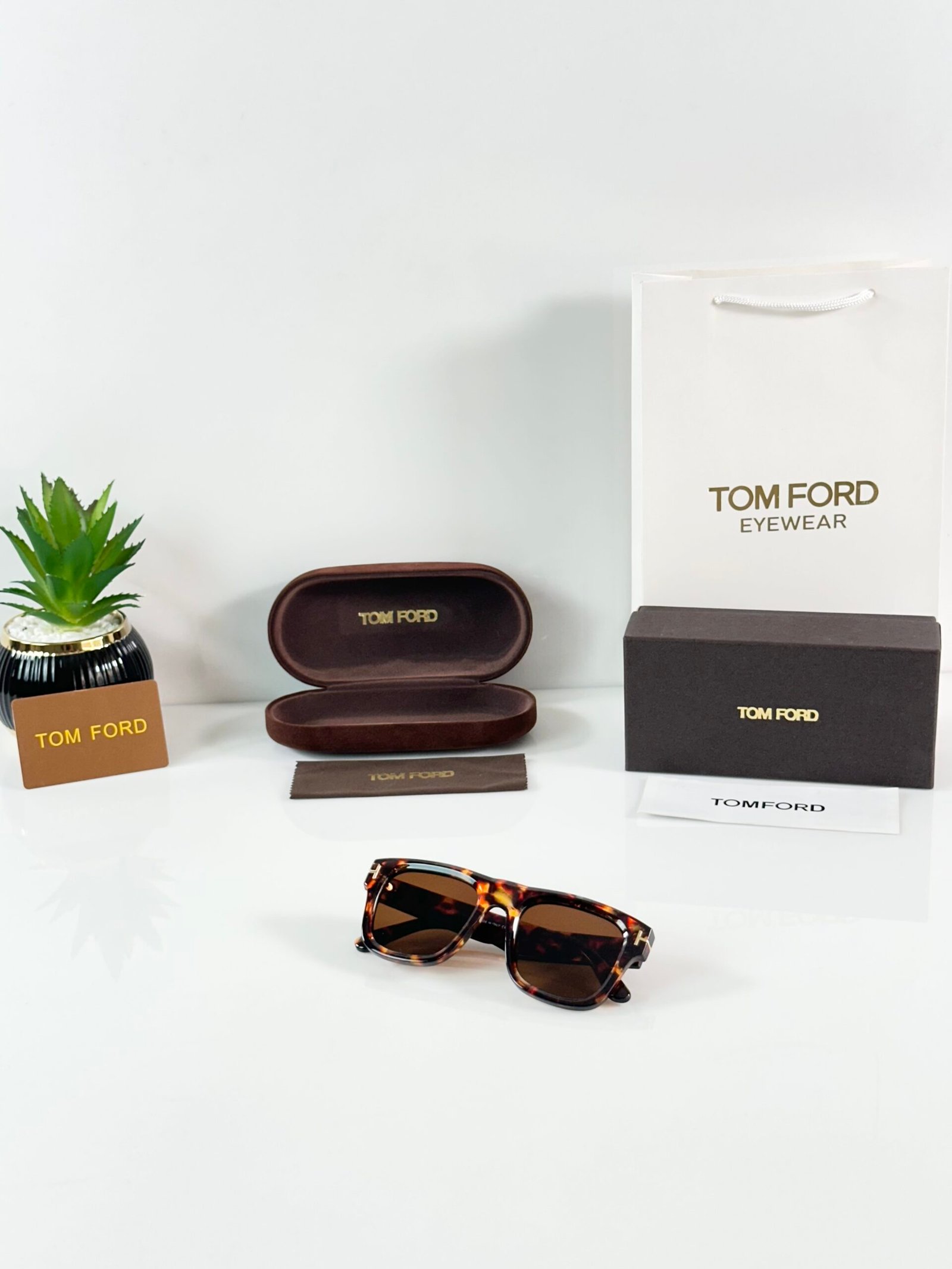 Tomford 259 Tiger Brown - Image 4