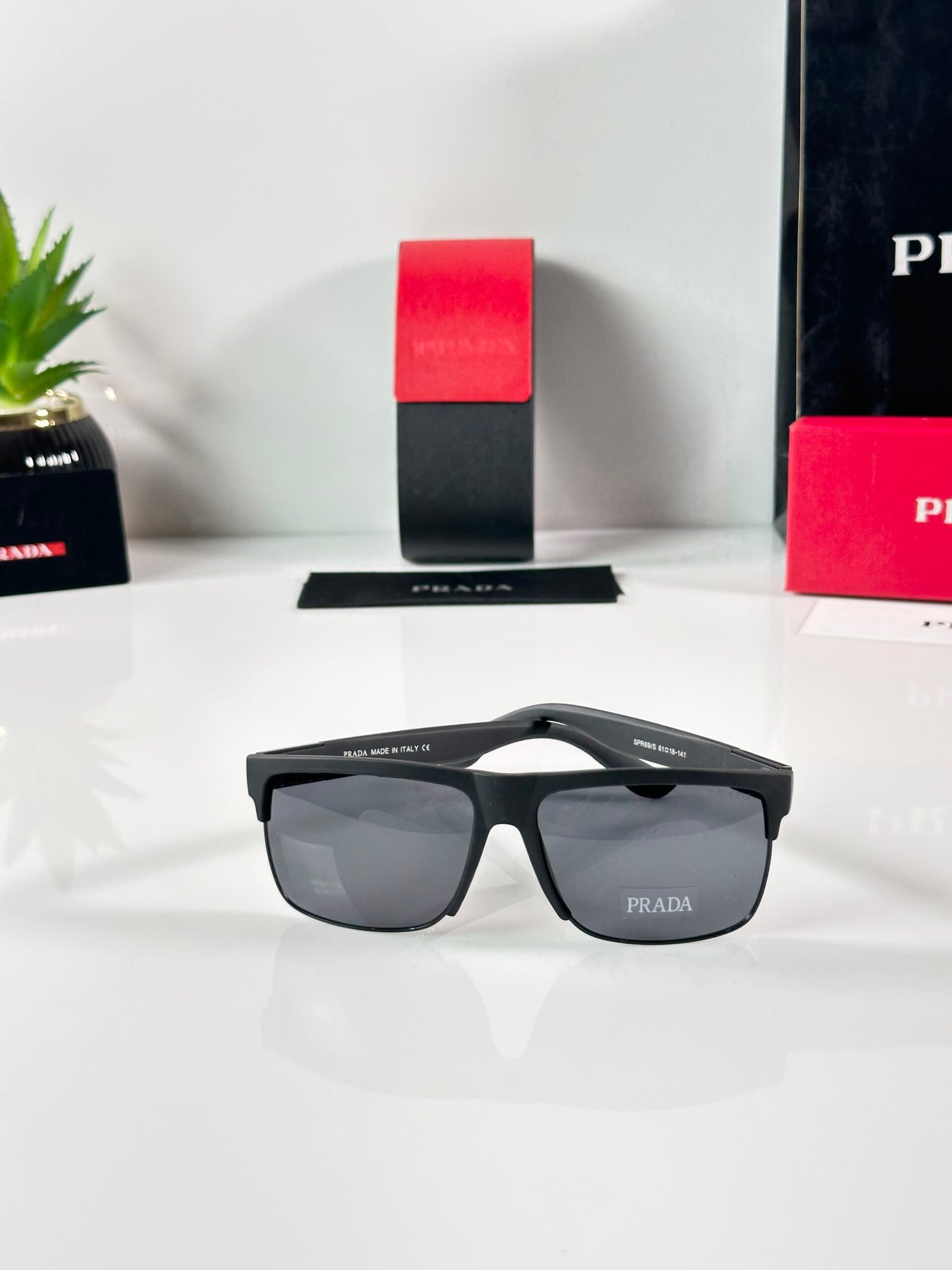 Prada_69_Mate_Black - Image 3