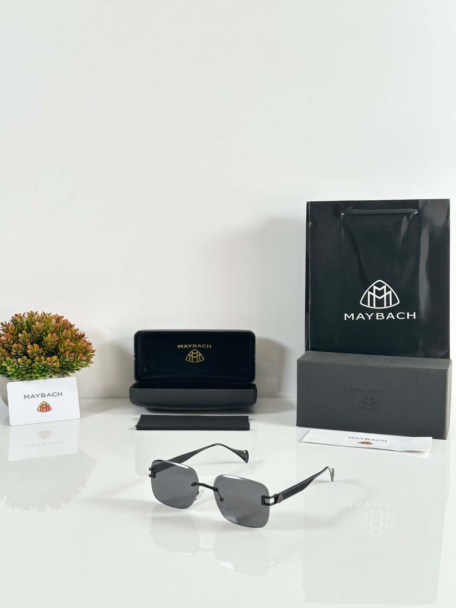 Maybach 1018 Black