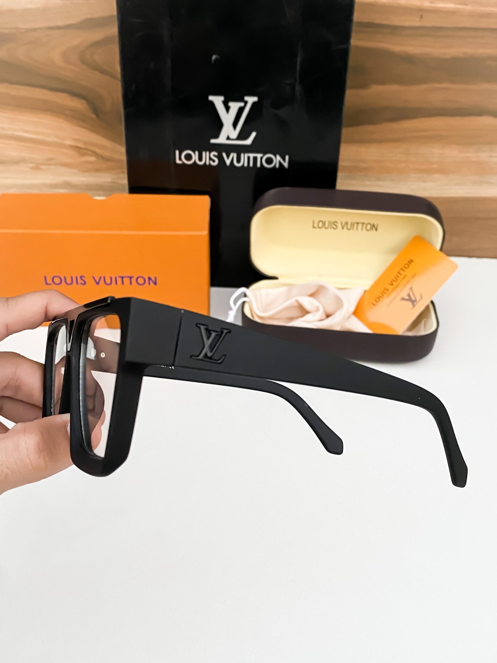 Louis_vuitton_black_plano_1502 - Image 3