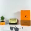 Louis_Vuitton_2295_Gold_Black