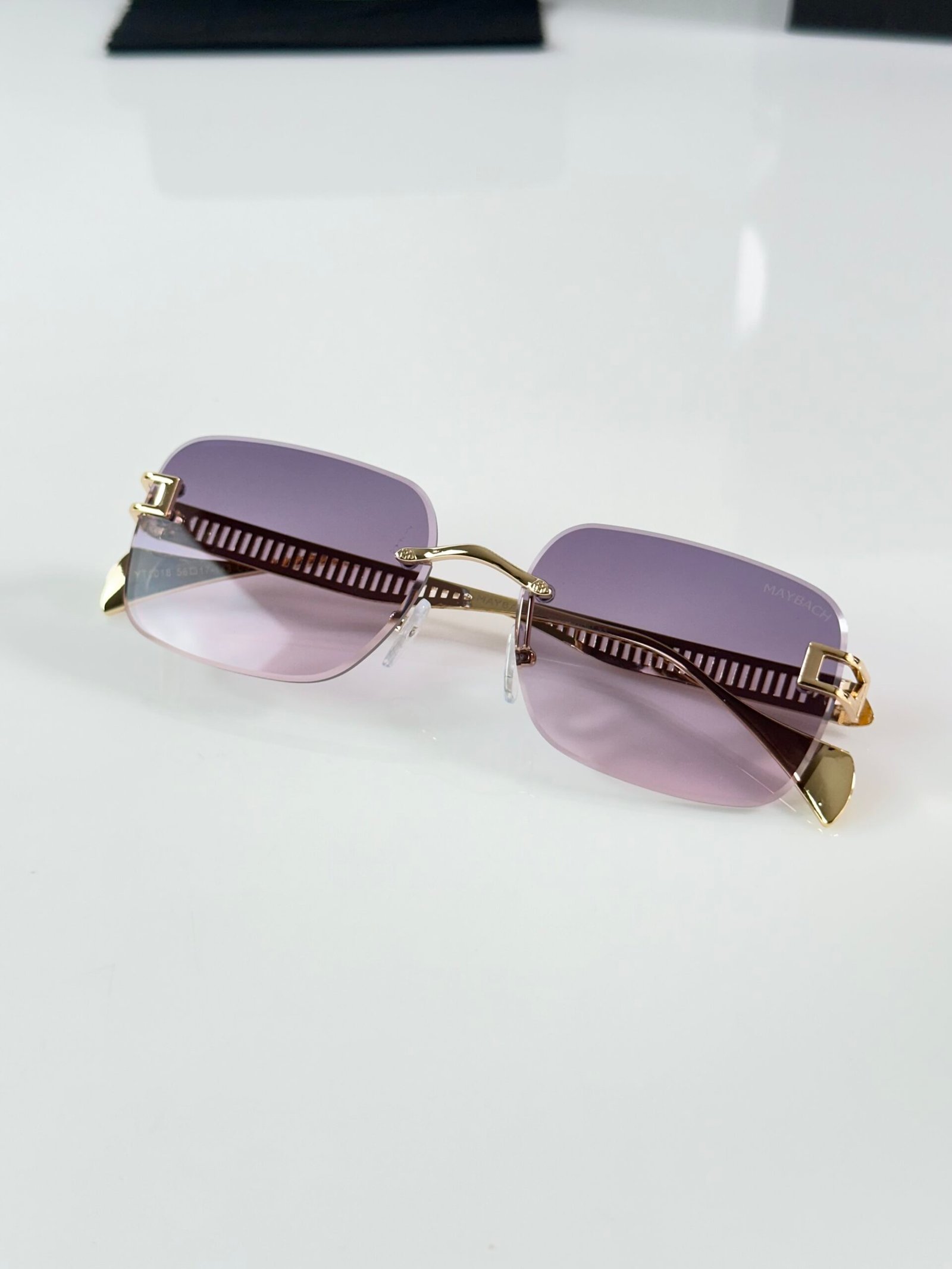 Maybach 1018 Gold Pink - Image 3