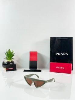 Prada_061_Green_Brown