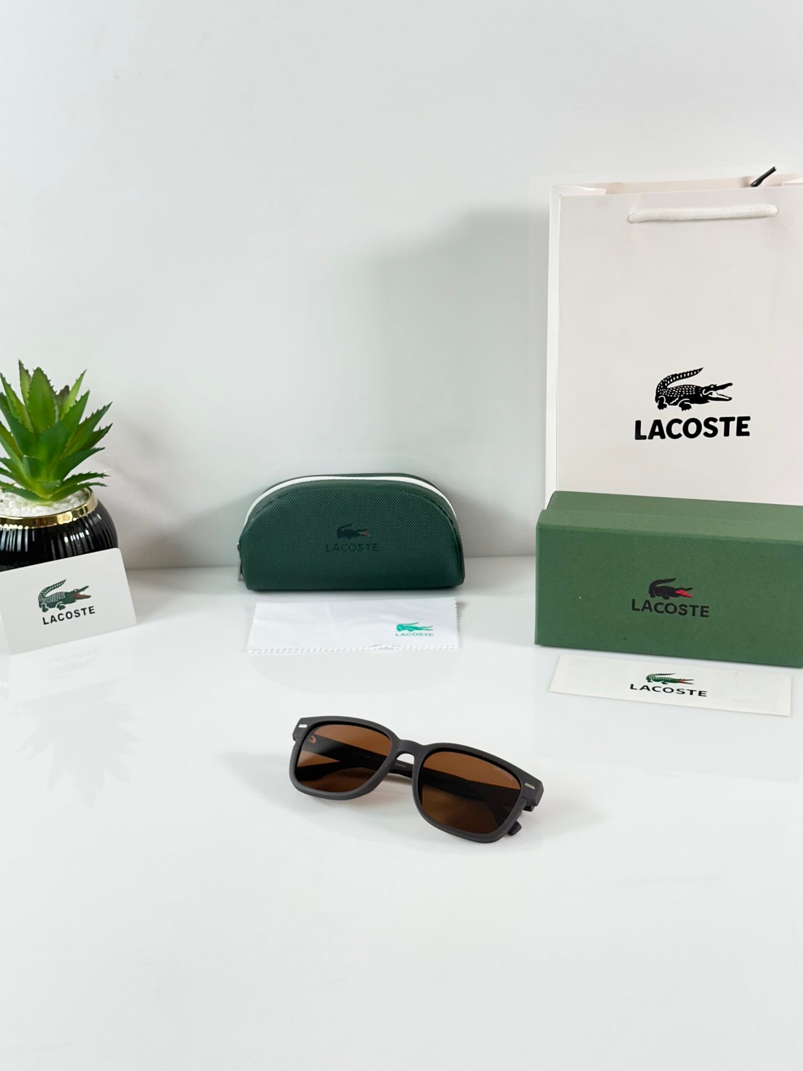 Lacoste_2206_Brown - Image 4