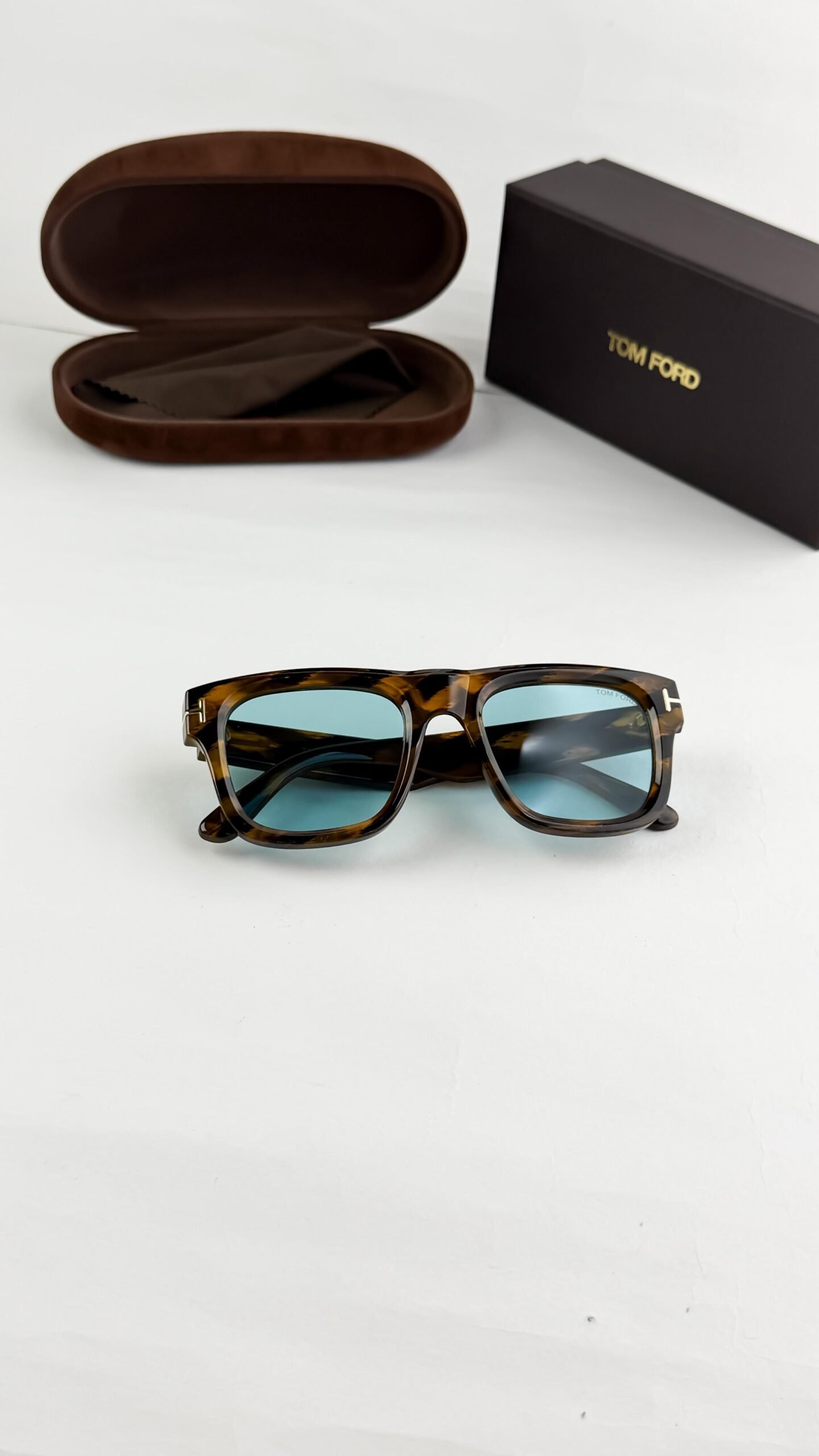 Tomford tiger blue 259 - Image 5