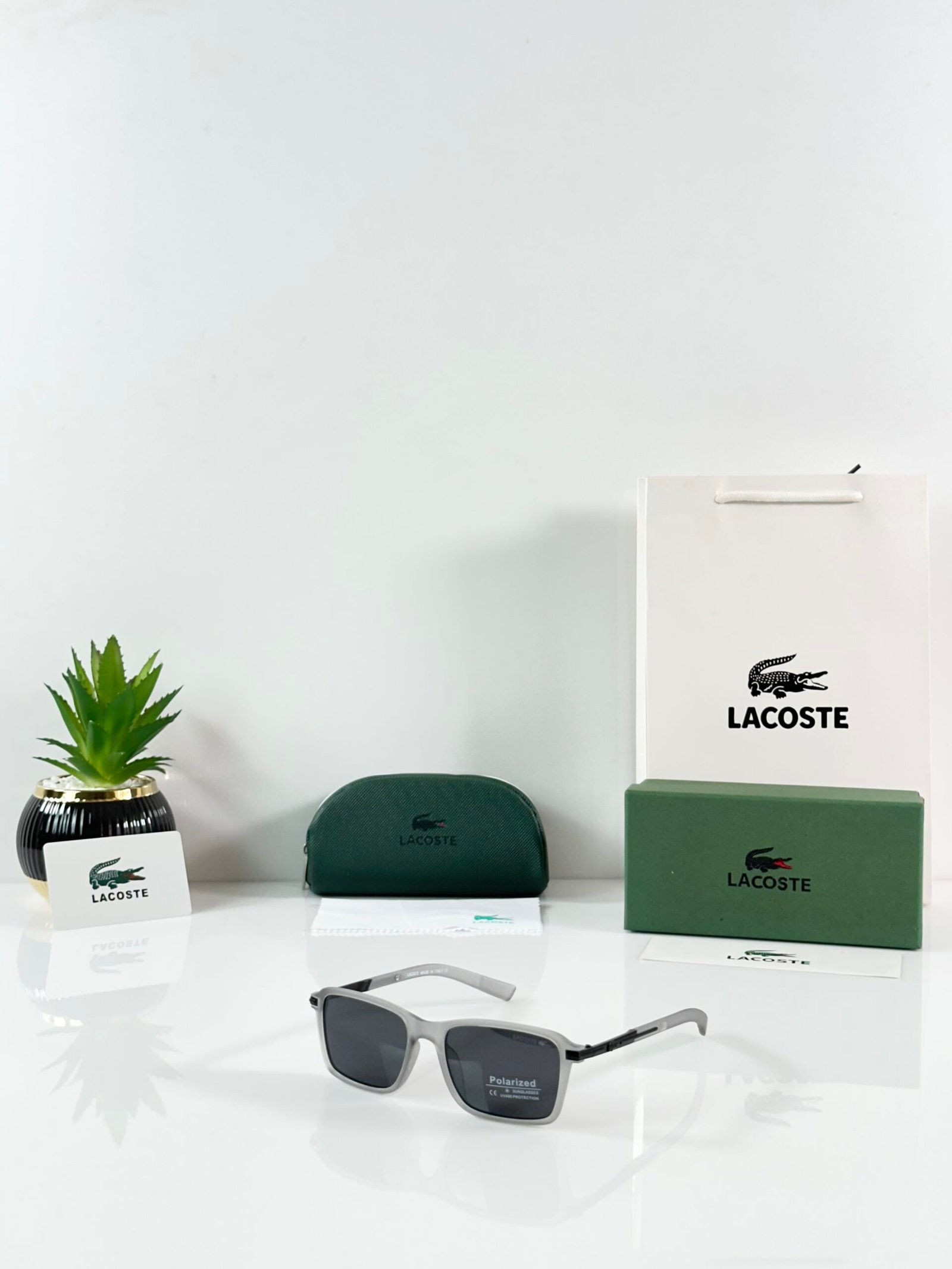 Lacoste_802_Grey_Black