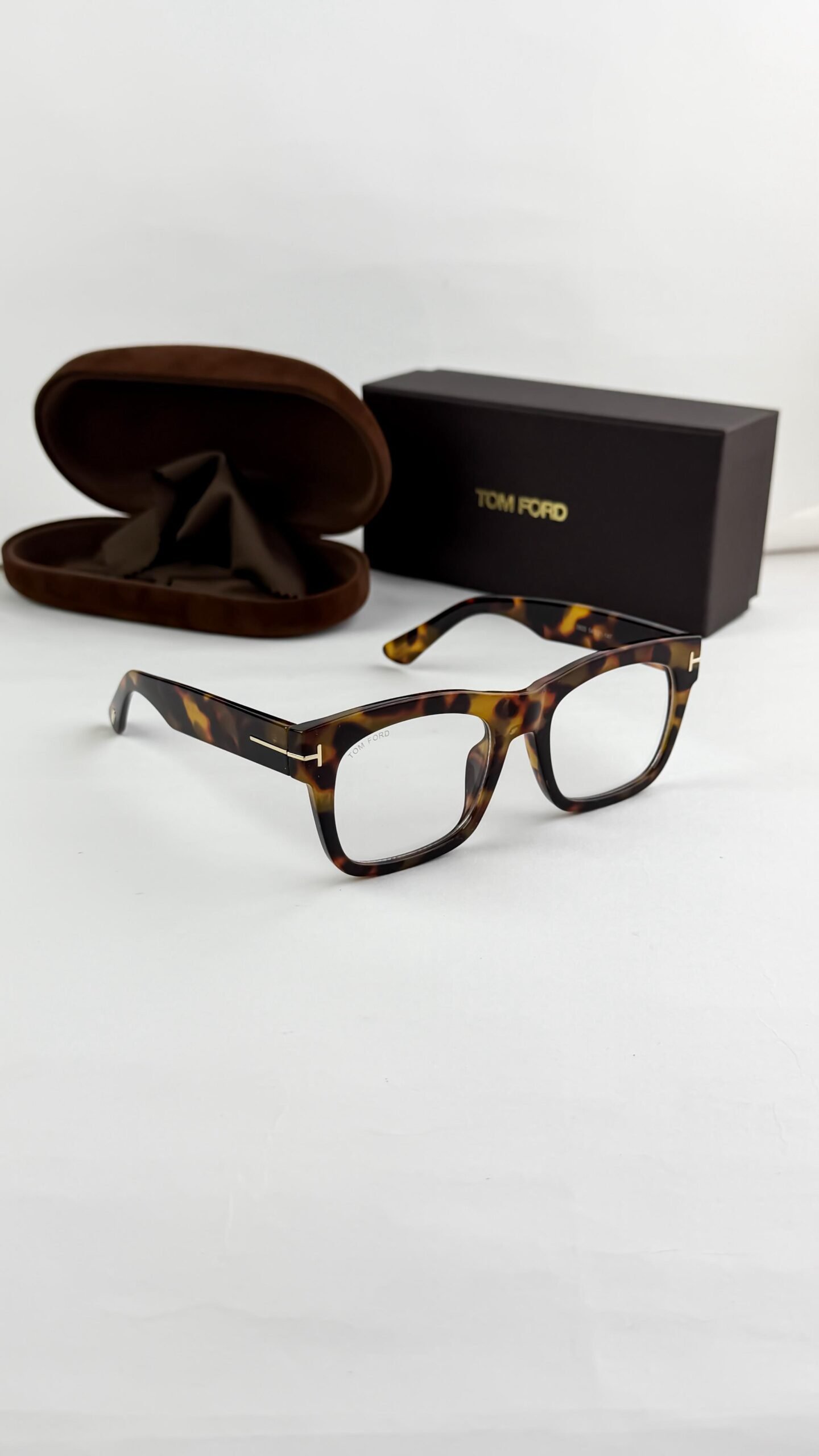 Tomford tiger brown plano 622 - Image 2