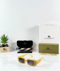 Burberry_WMNS_11089_Yellow_Black_DC