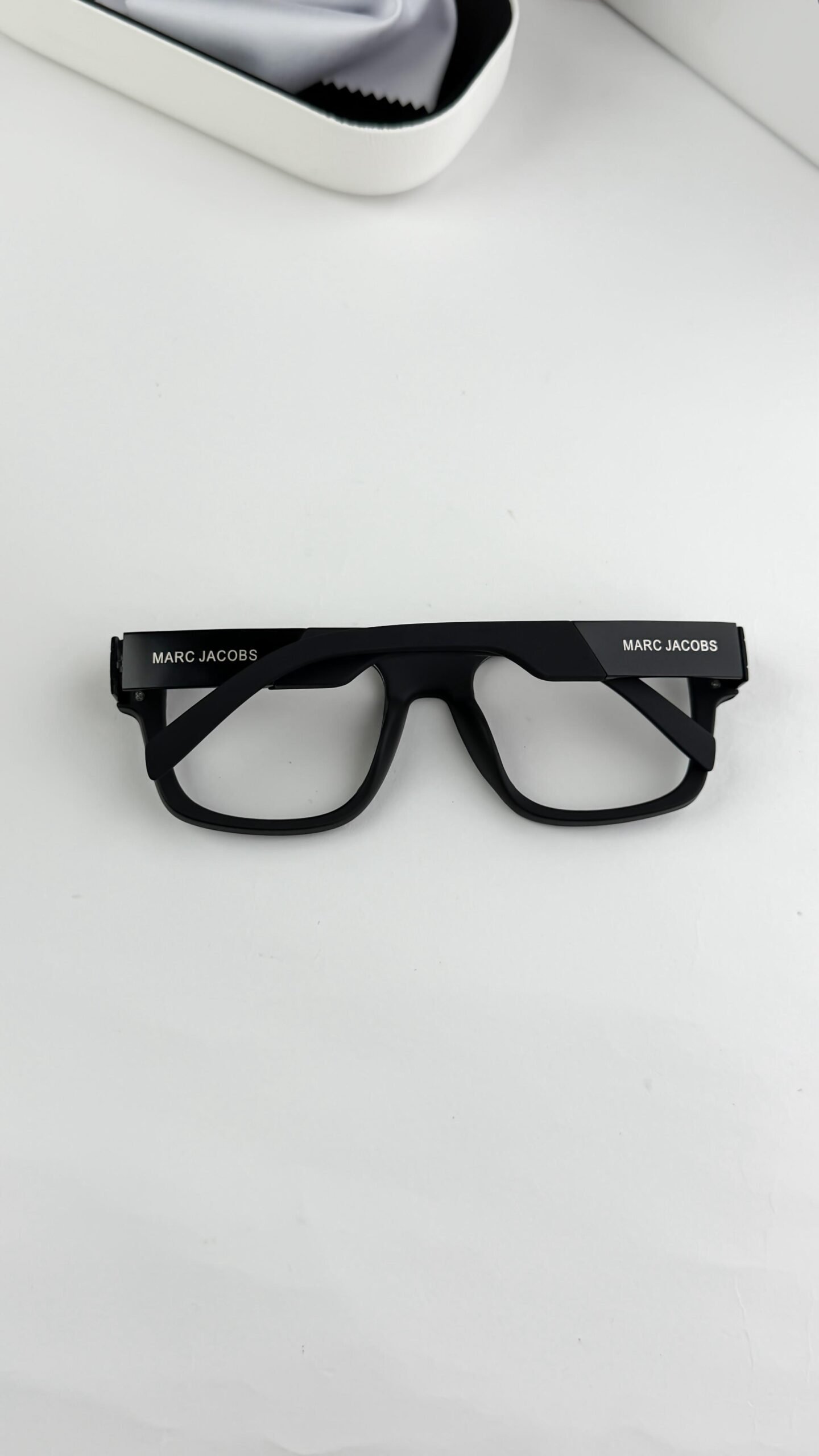 Marc Jacobs black plano 1004 - Image 4