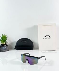 Oakley_C4_Black_Revo