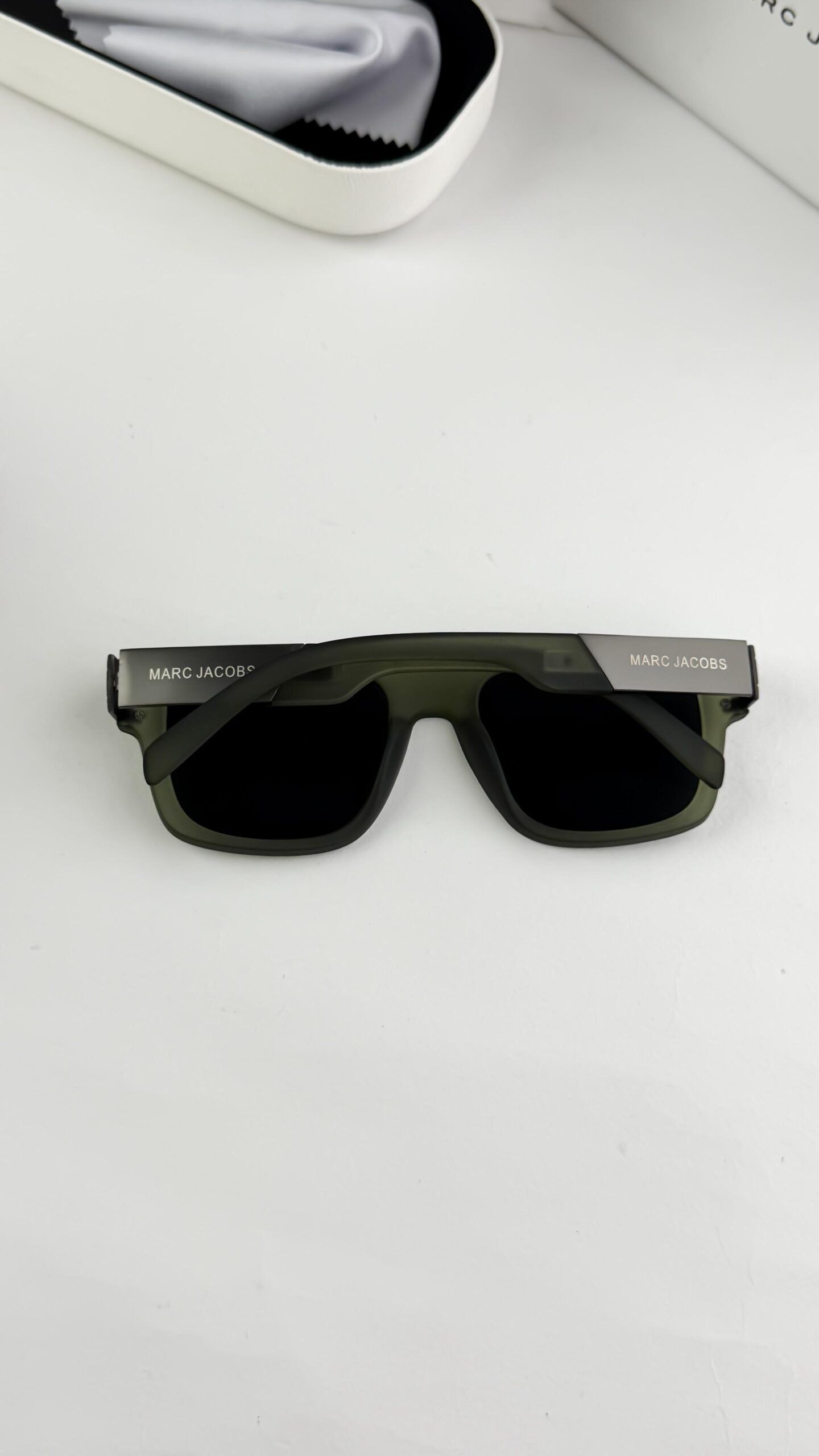 MARC JACOBS green 1004 - Image 4