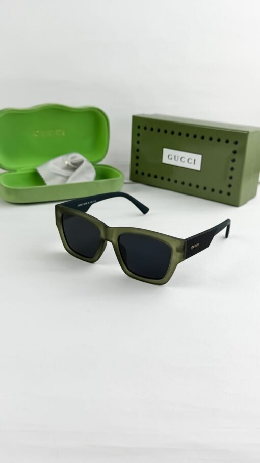 Gucci_green_black_1668