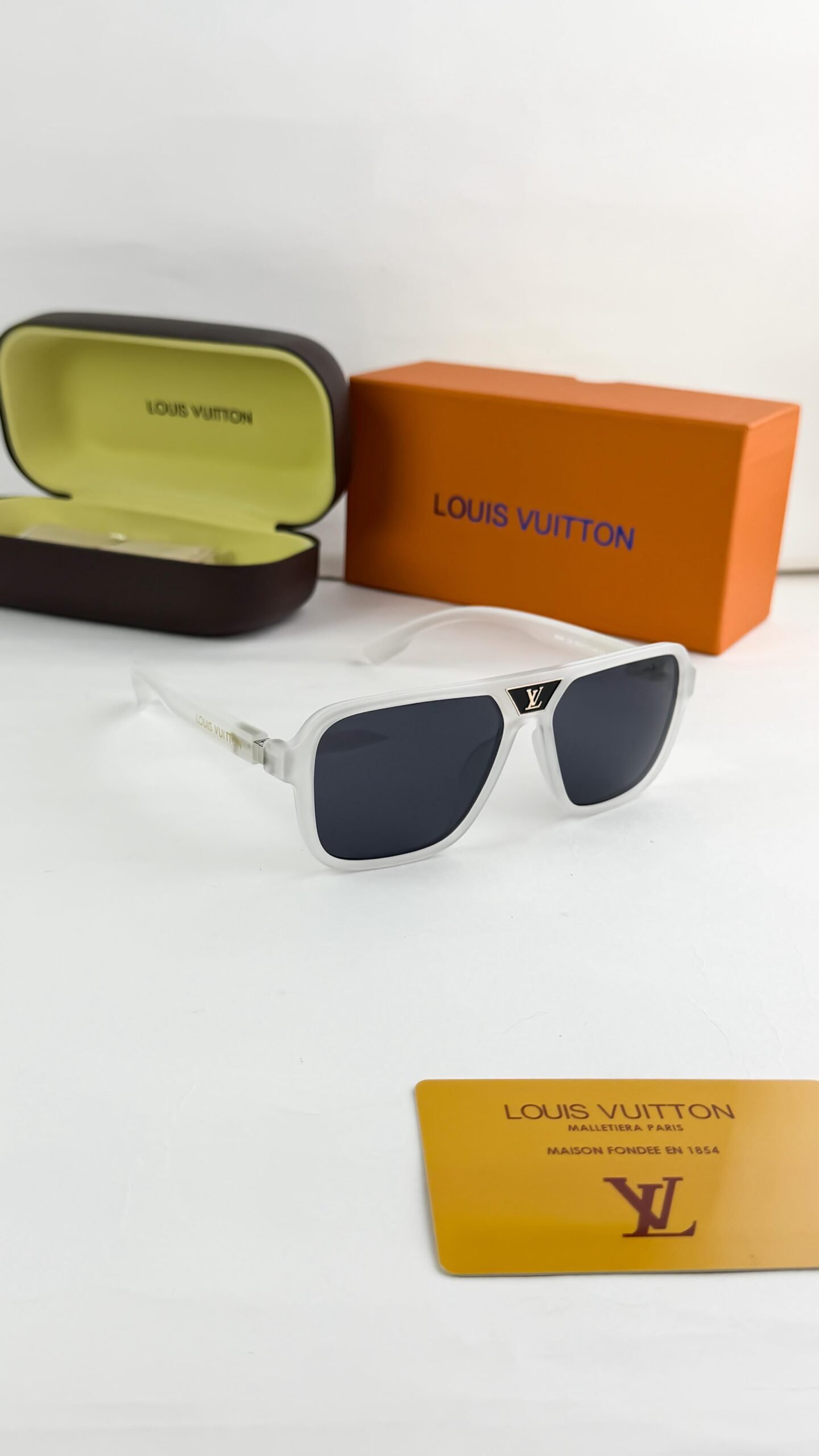 Louis_vuitton_ice_8946 - Image 3
