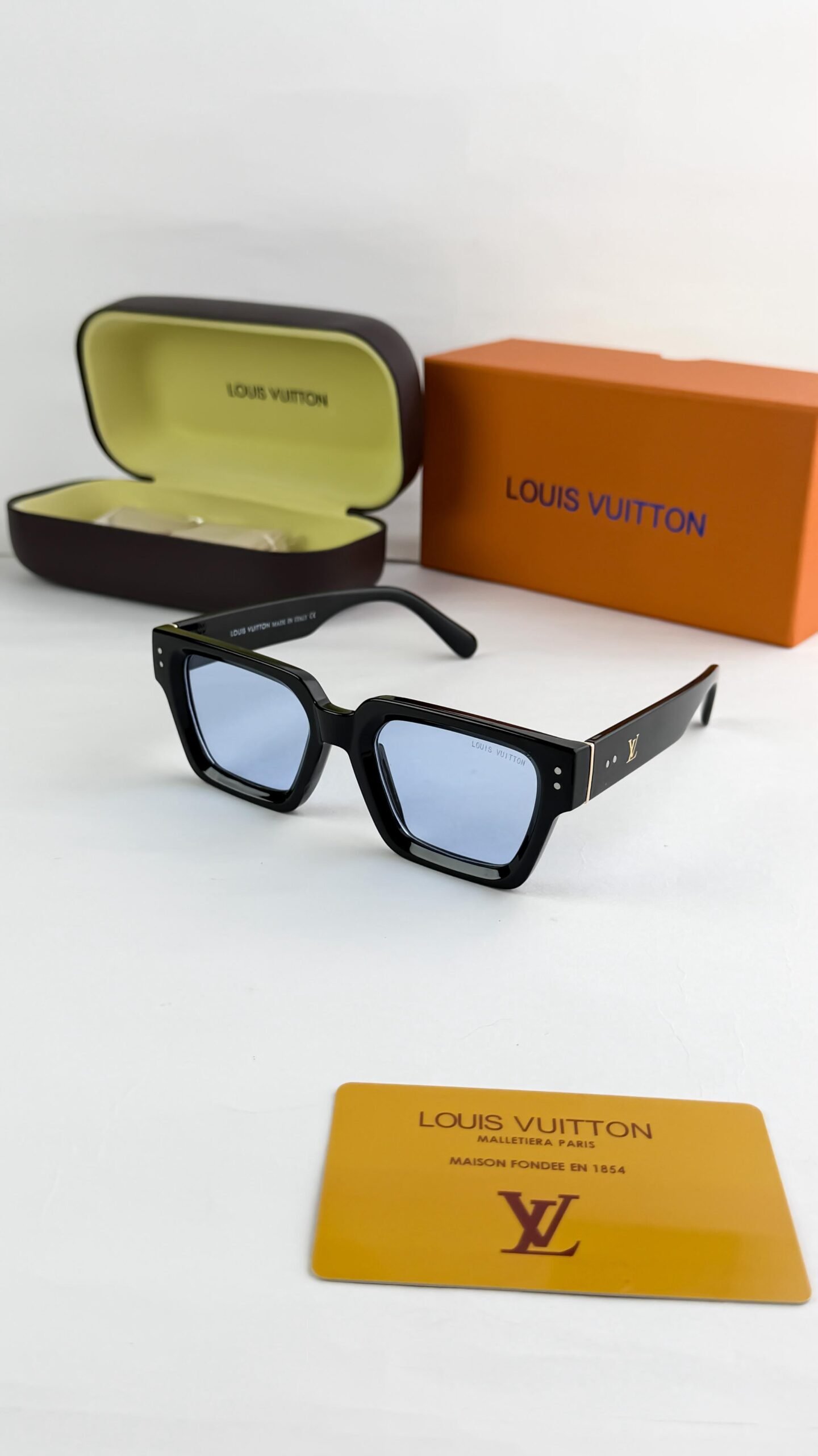 Louis_vuitton_black_blue_8263