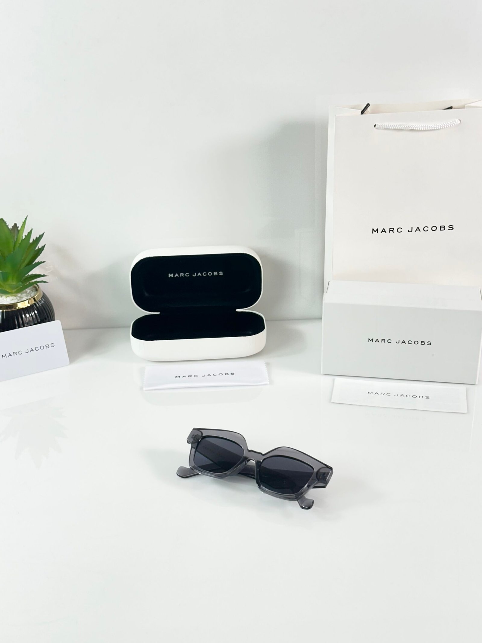 Marc Jacobs WMNS 3751 Grey - Image 4