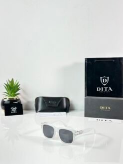 Dita 330 Ice Black